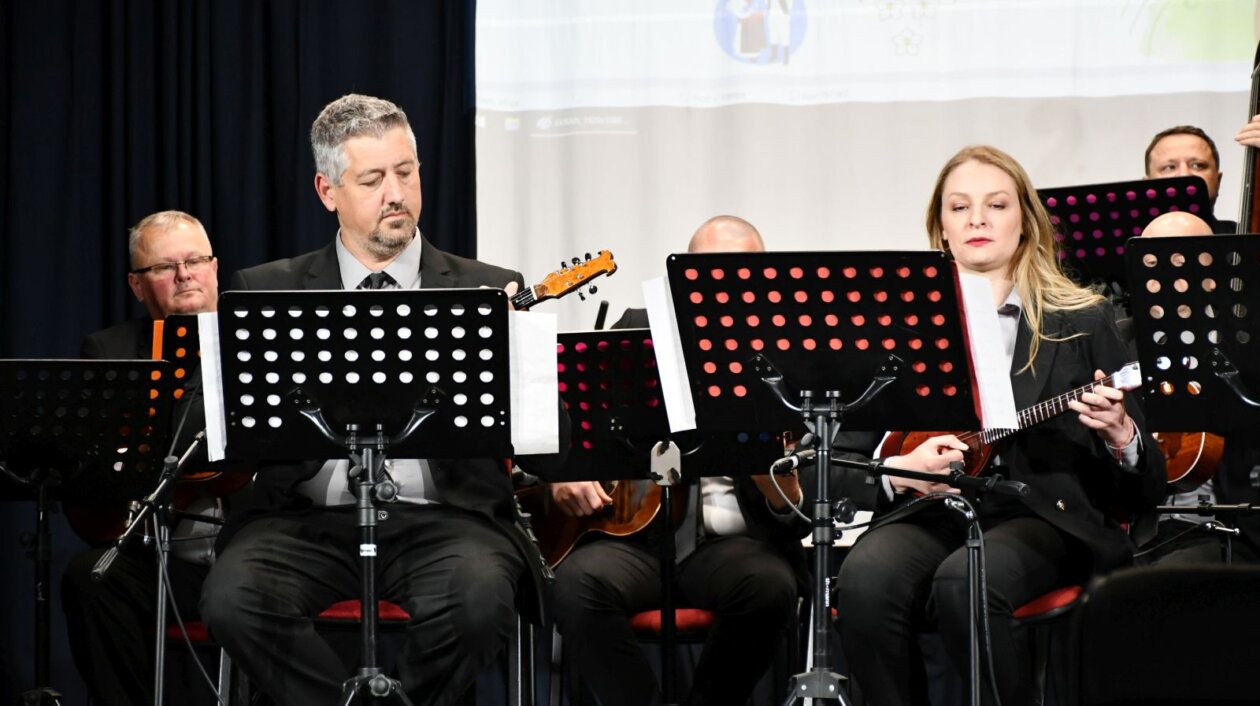 smotra folklora Belica 69