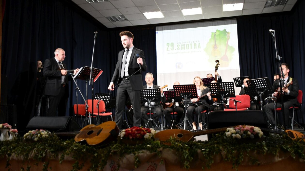 smotra folklora Belica 72