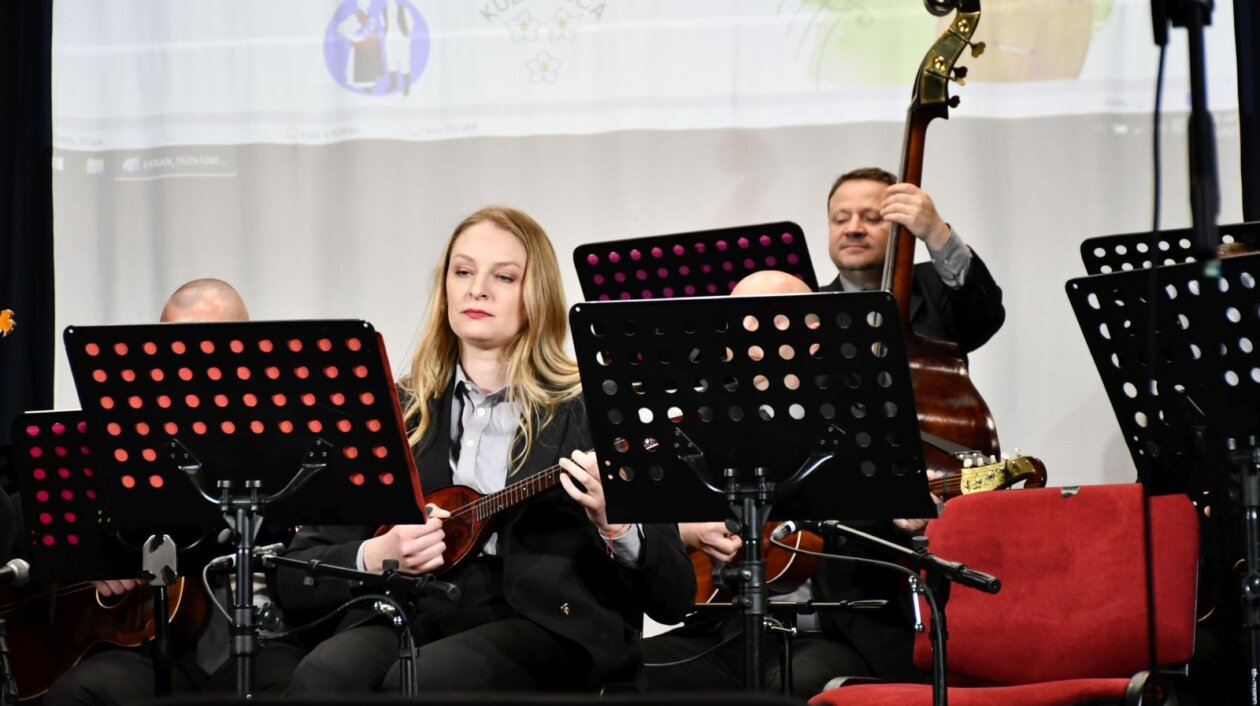 smotra folklora Belica 79