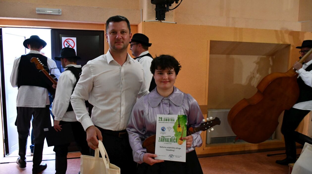 smotra folklora Belica 94