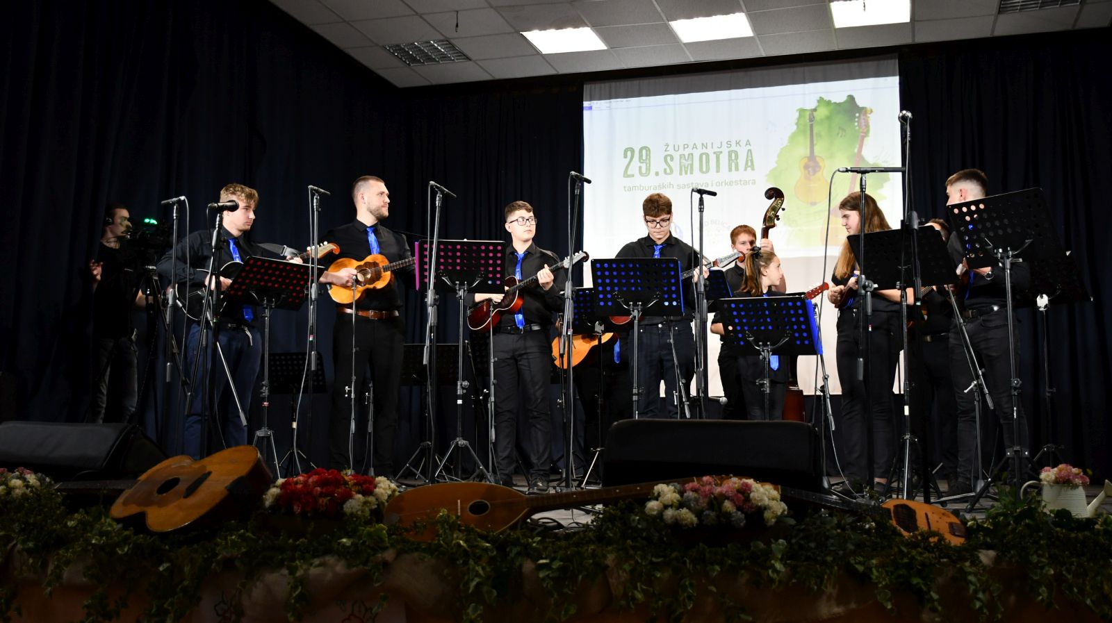 smotra folklora Belica 95