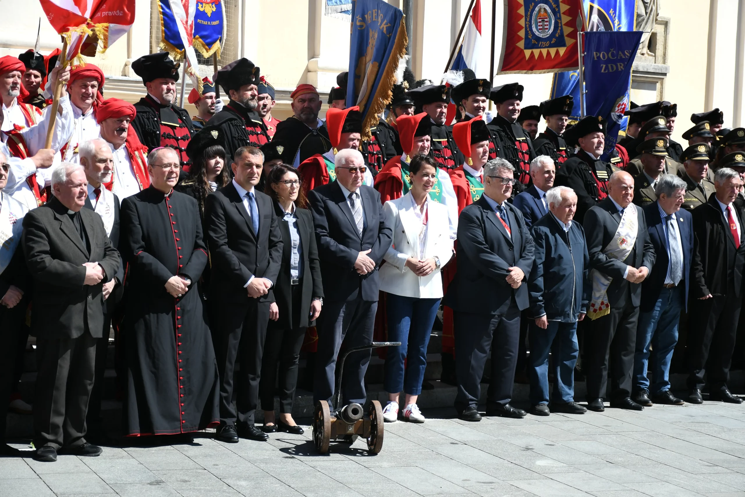 smotra povijesnih postrojbi 2024 (7) smotra povijesnih postrojbi 2024 (7)