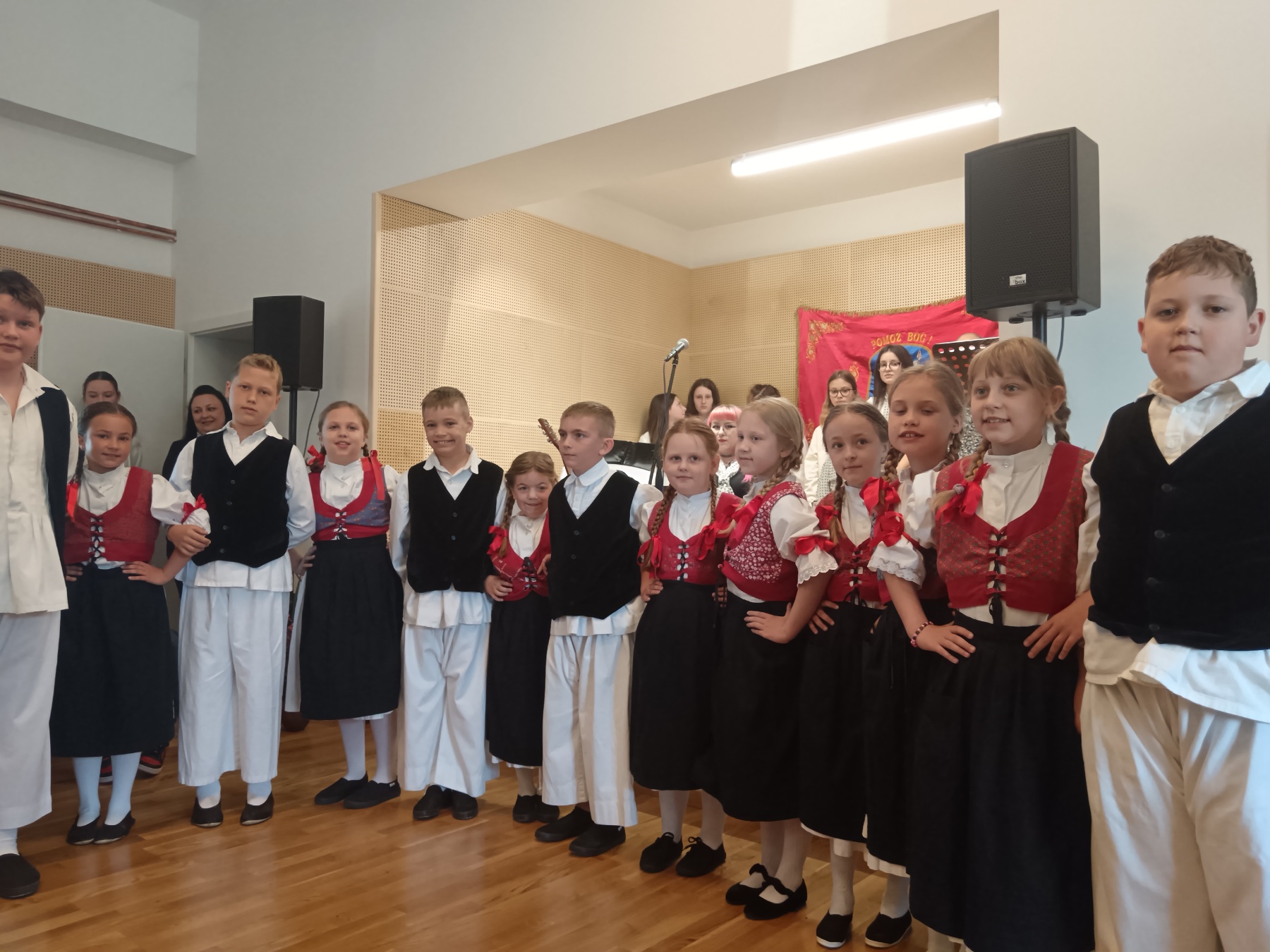 snježana topolnjak, už pušćine (6) snježana topolnjak, už pušćine (6)