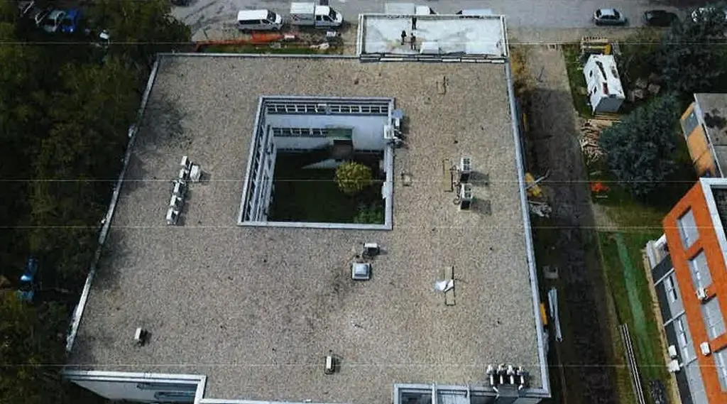 solarni paneli zgrada za javno zdravstvo (5)