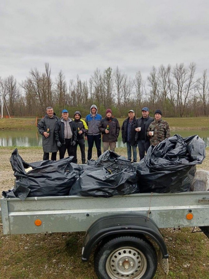 srd štuka (12) srd štuka (12)