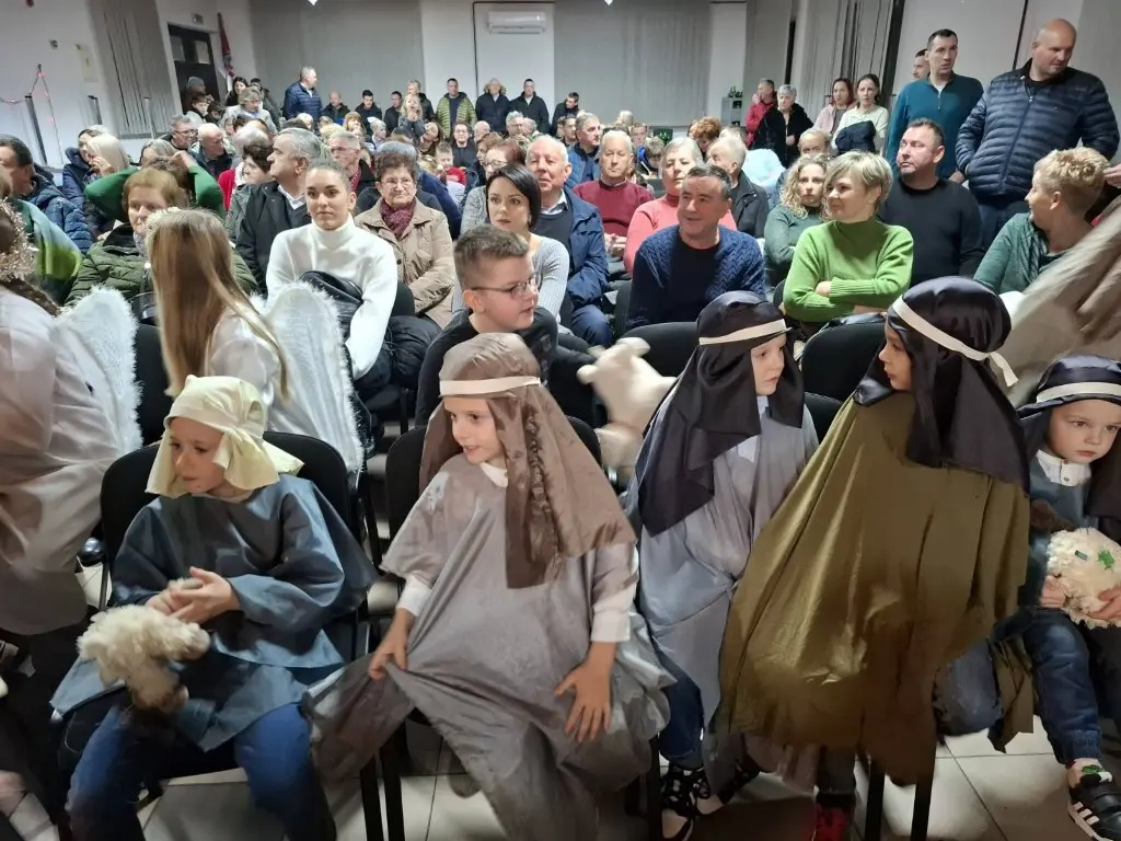 strukovec priredba bozic2024 (14) (Medium)