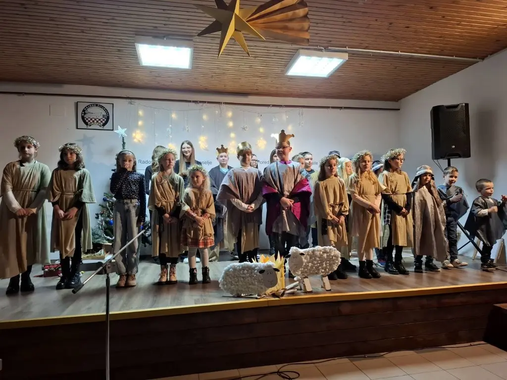 strukovec priredba bozic2024 (30) (Medium)