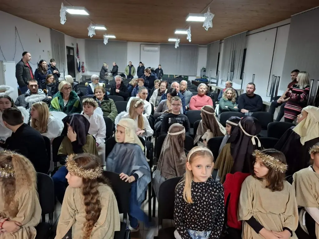 strukovec priredba bozic2024 (7) (Medium)