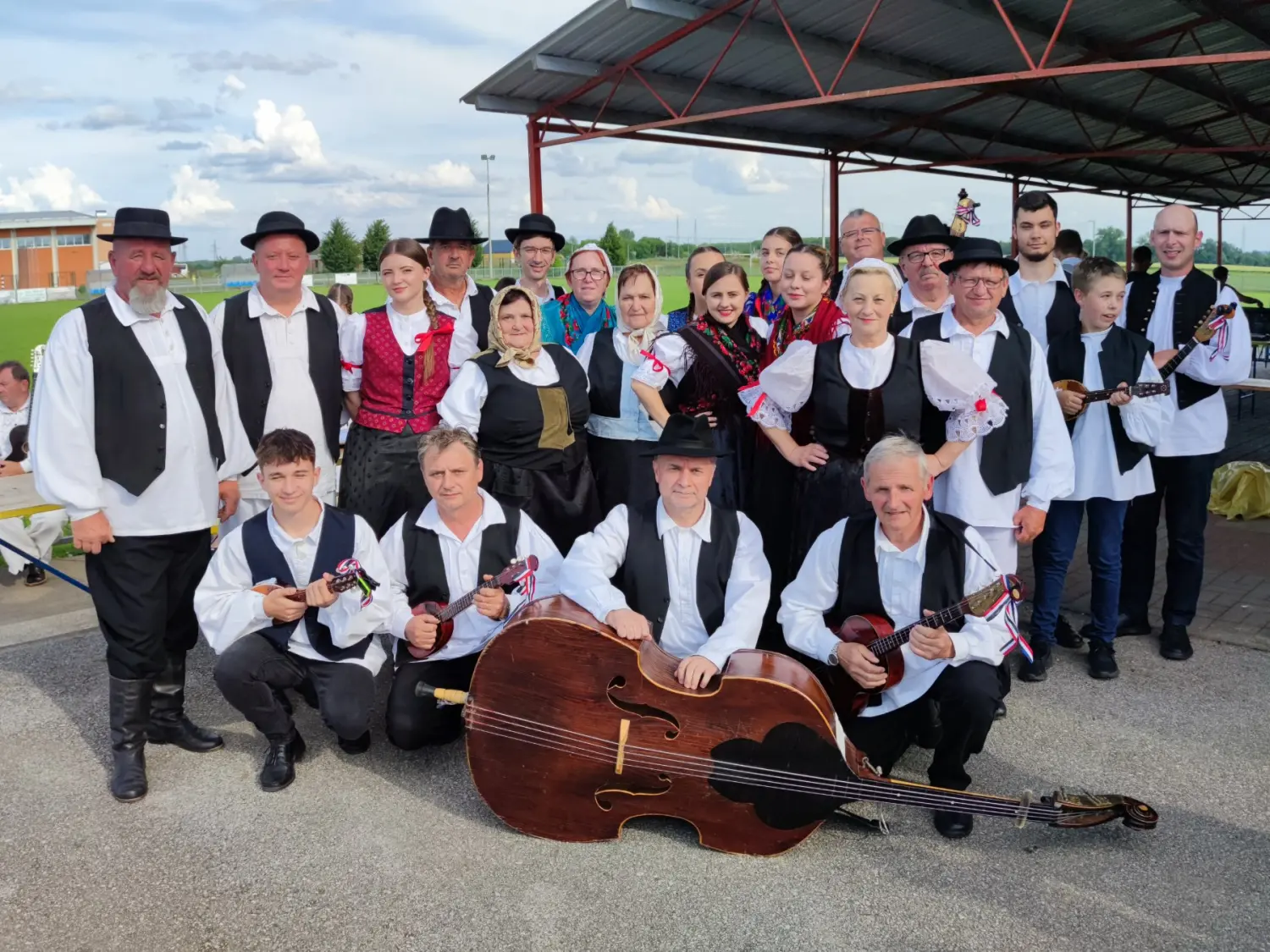 susret folklornih društava, orehijada (4)