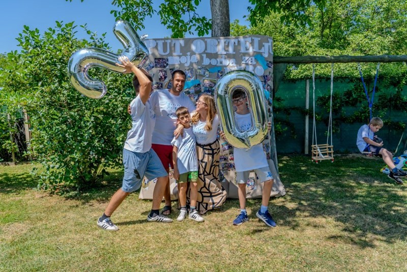 susret obitelji, Damiš (10) susret obitelji, Damiš (10)