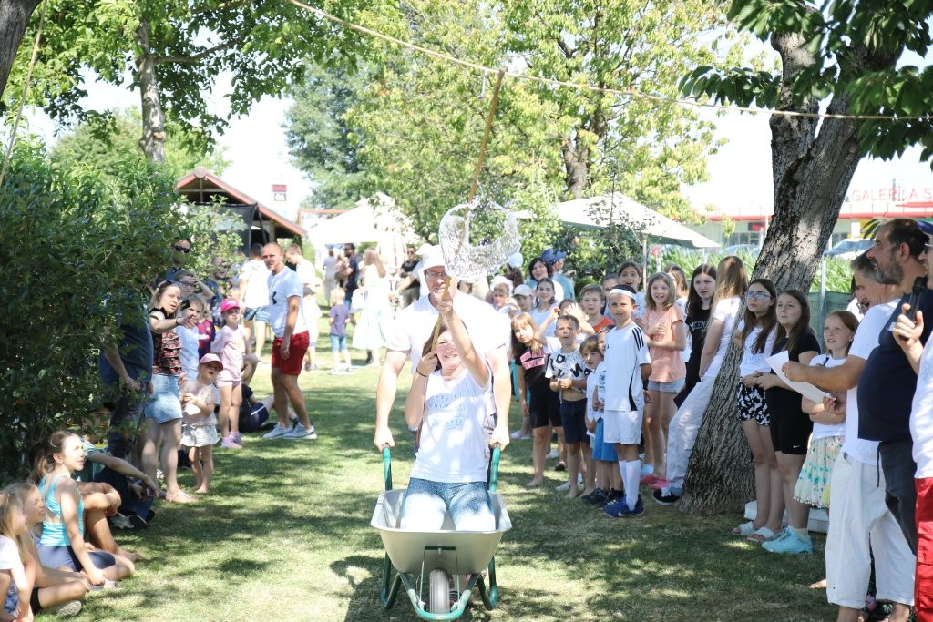 susret obitelji, Damiš (22) susret obitelji, Damiš (22)