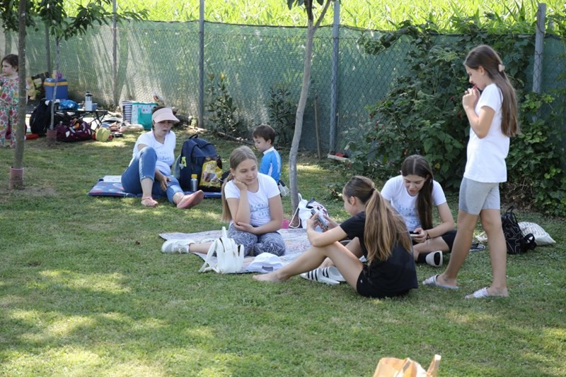 susret obitelji, Damiš (30) susret obitelji, Damiš (30)