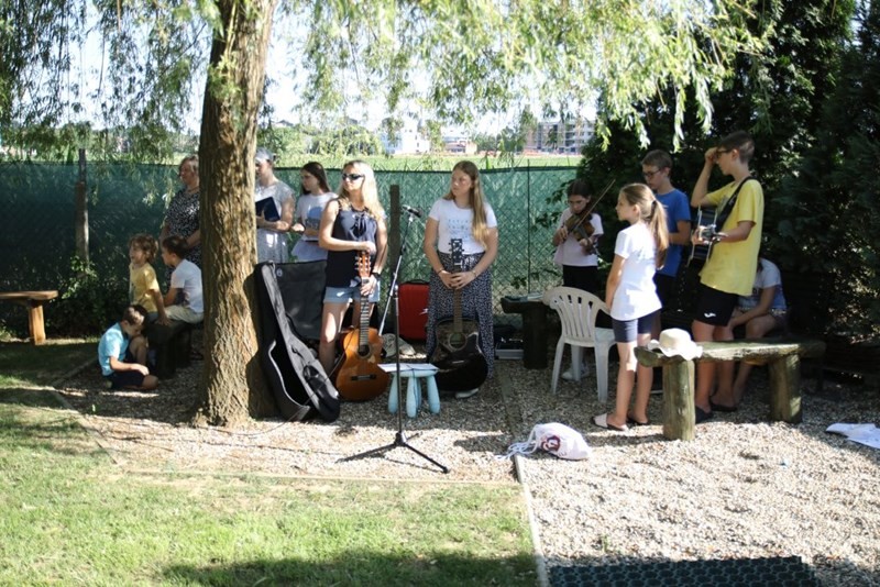 susret obitelji, Damiš (43) susret obitelji, Damiš (43)