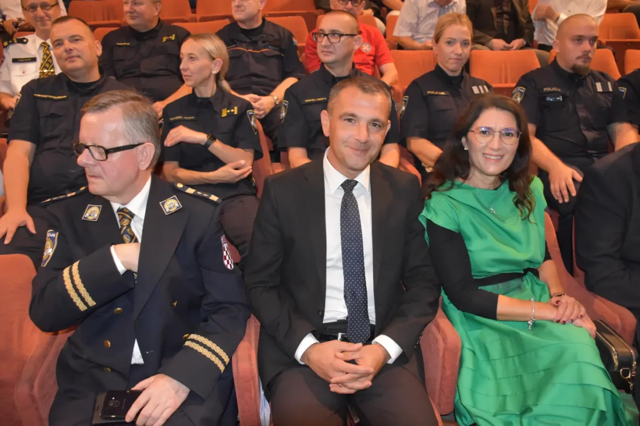 svečana sjednica, 10. jubilarni sajam, Čakovec, sigurnost i prevencija (13)