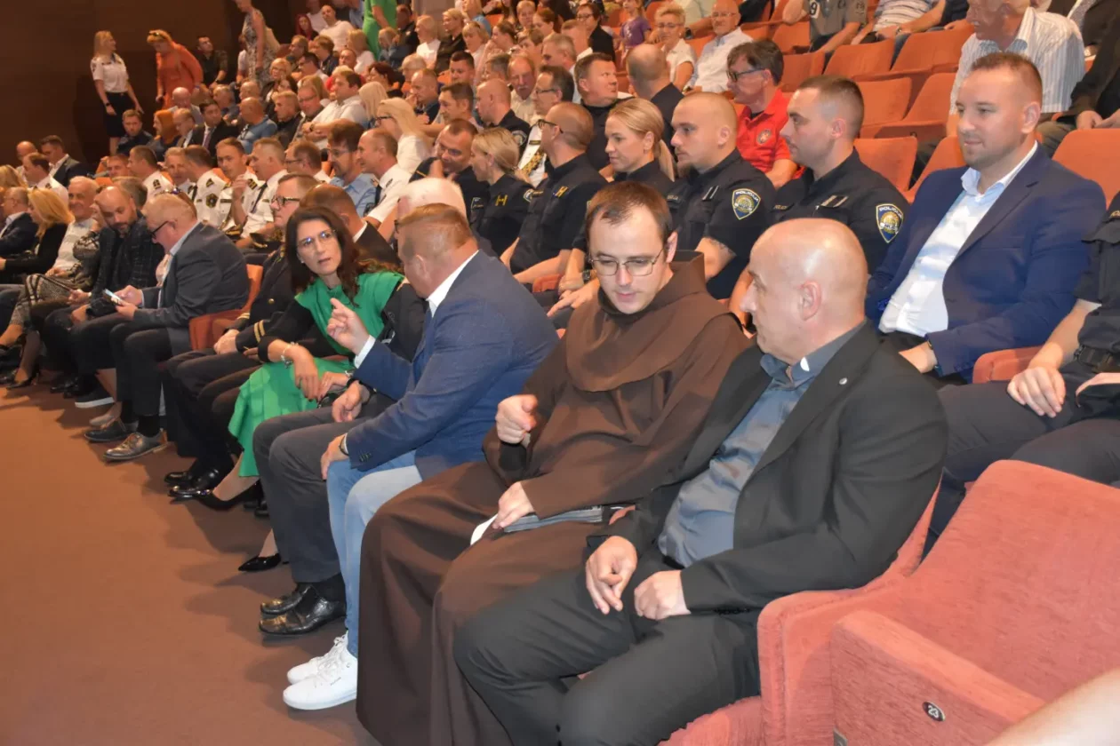 svečana sjednica, 10. jubilarni sajam, Čakovec, sigurnost i prevencija (15)