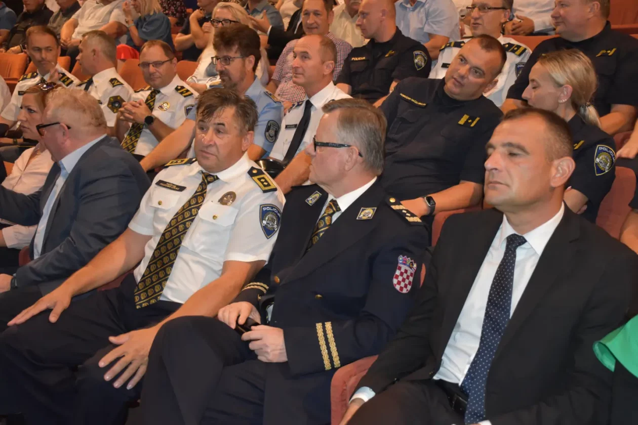 svečana sjednica, 10. jubilarni sajam, Čakovec, sigurnost i prevencija (18)