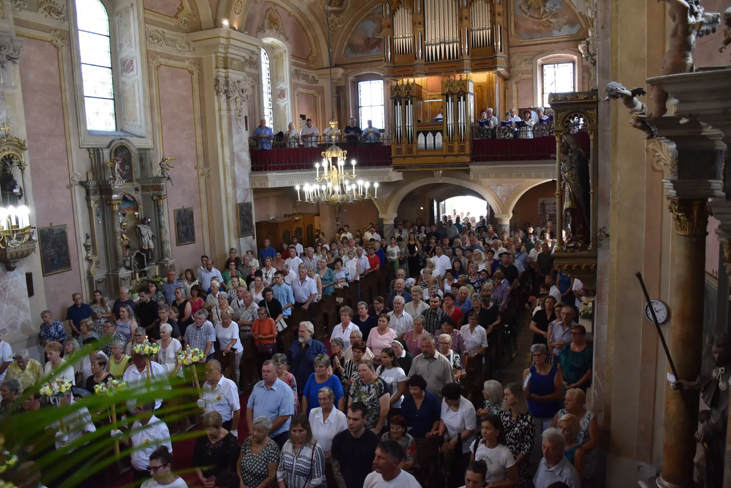 sveta misa, velika gospa,sveta marija 2024 (1) sveta misa, velika gospa,sveta marija 2024 (1)