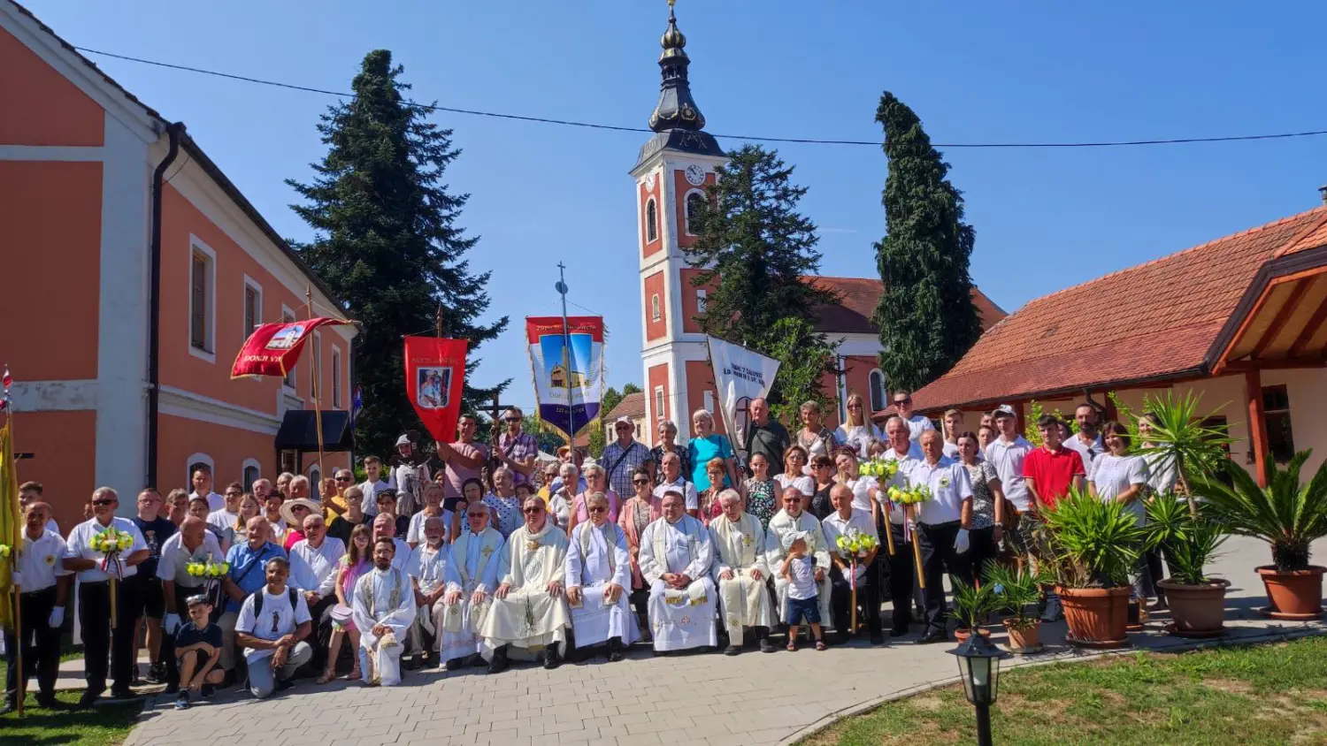 sveta misa, velika gospa,sveta marija 2024 (4) sveta misa, velika gospa,sveta marija 2024 (4)