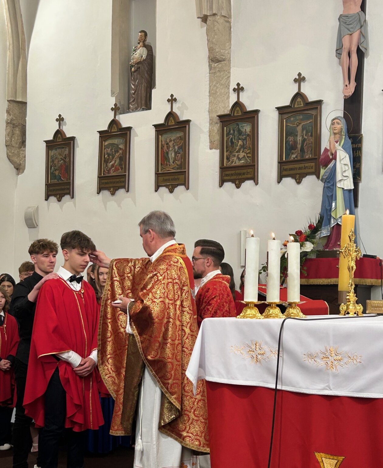 sveta potvrda župa presvetog trojstva nedelišće (5)