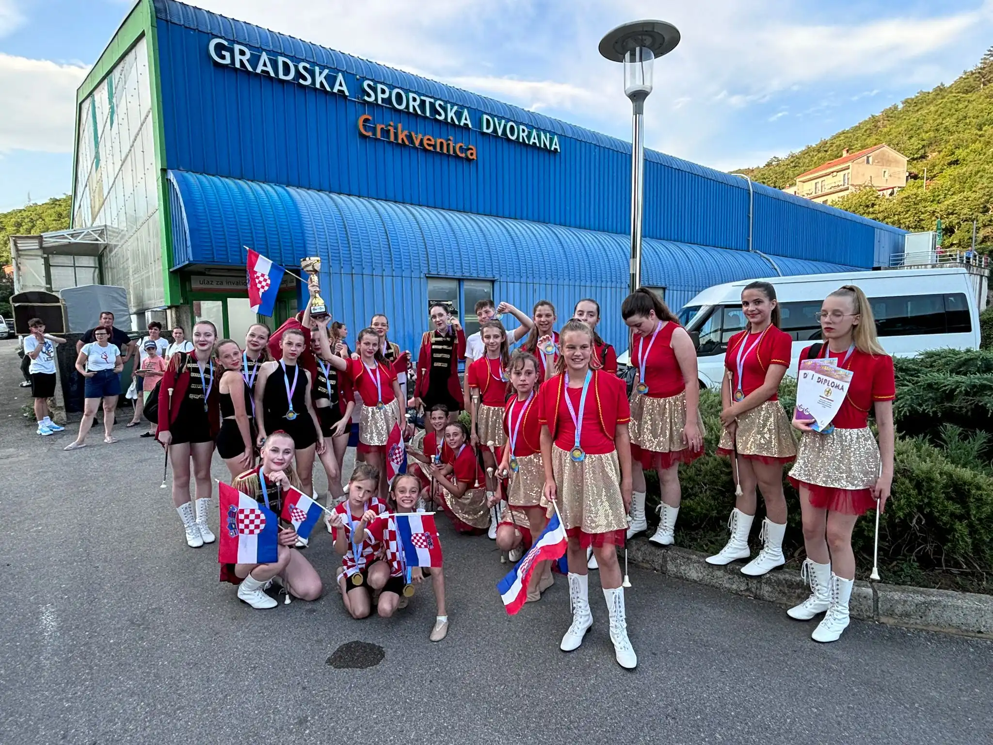 sveti-martin-mazoretkinje-2024-12 sveti-martin-mazoretkinje-2024-12