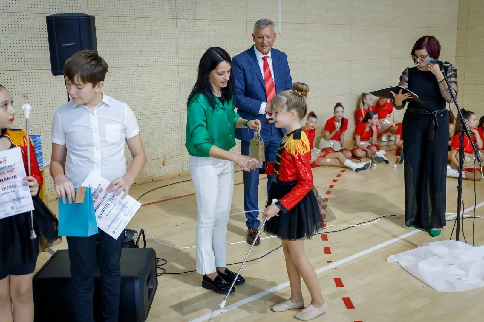 svetomartinske mažoretkinje 20 godina (13)