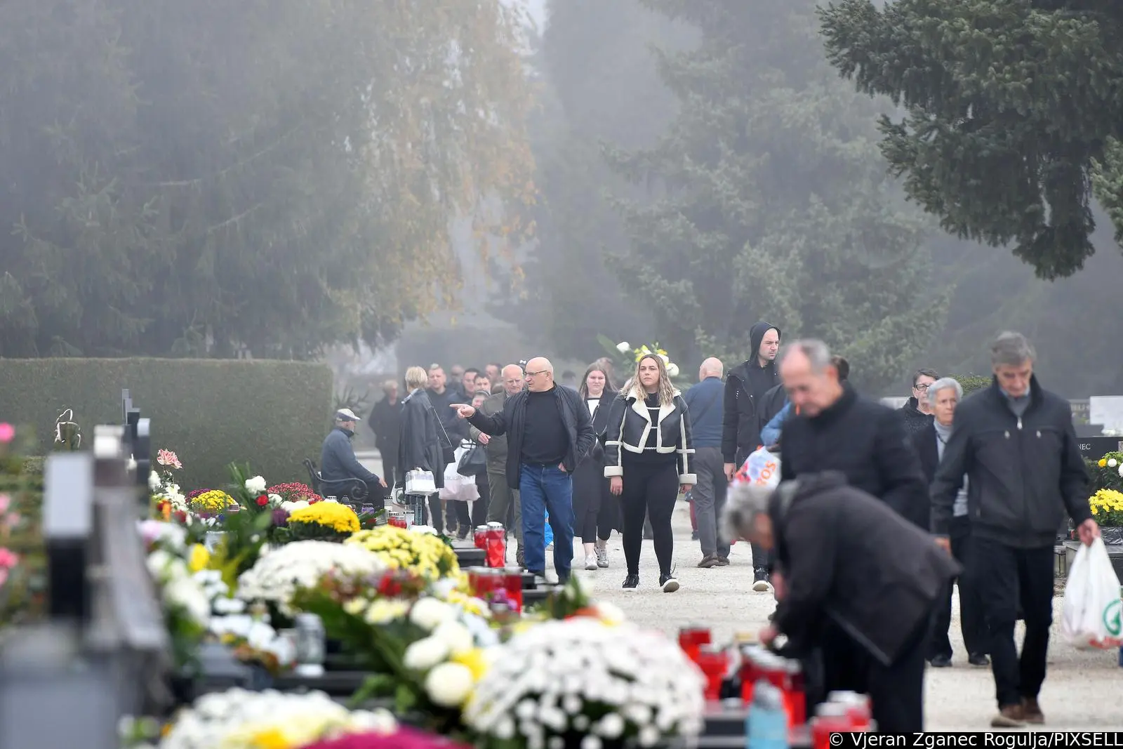 svi sveti čakovec groblje 2024 (21)