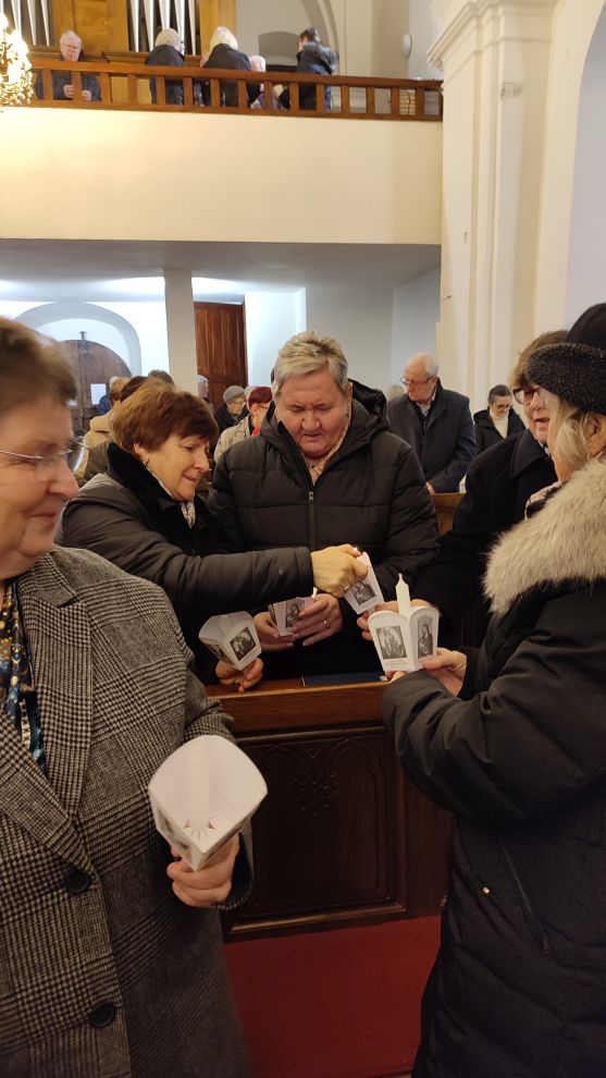 svijećnica župa Presvetog Trojstva u Nedelišću (1)