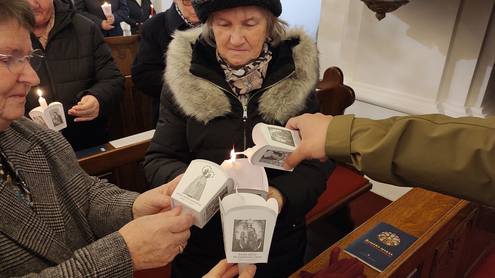 svijećnica župa Presvetog Trojstva u Nedelišću (6)