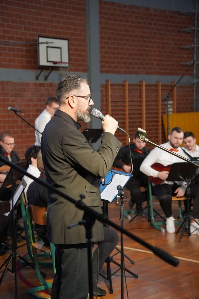 tamburaši KUU Zasadbreg koncert U san mi dođu tambure (1)