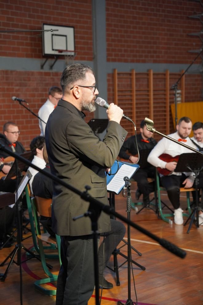 tamburaši KUU Zasadbreg koncert U san mi dođu tambure (2)