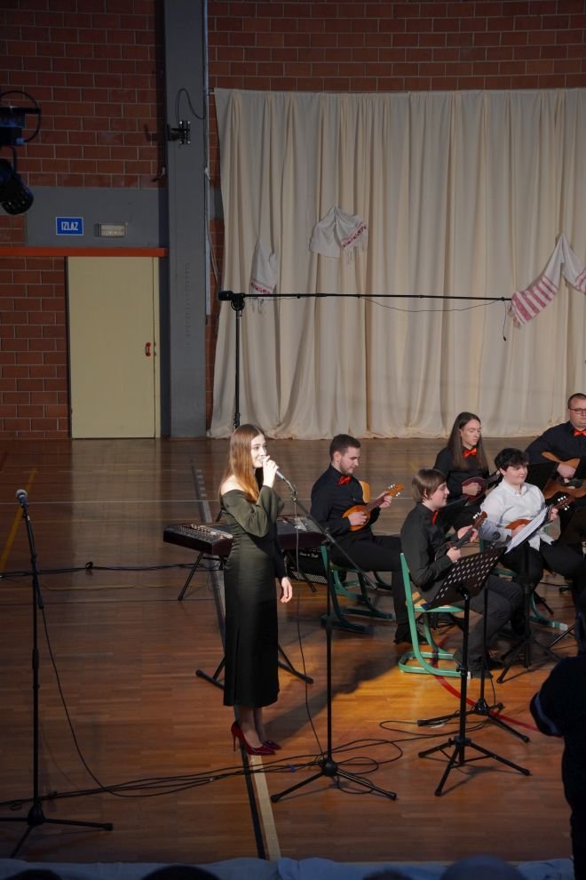 tamburaši KUU Zasadbreg koncert U san mi dođu tambure (45)