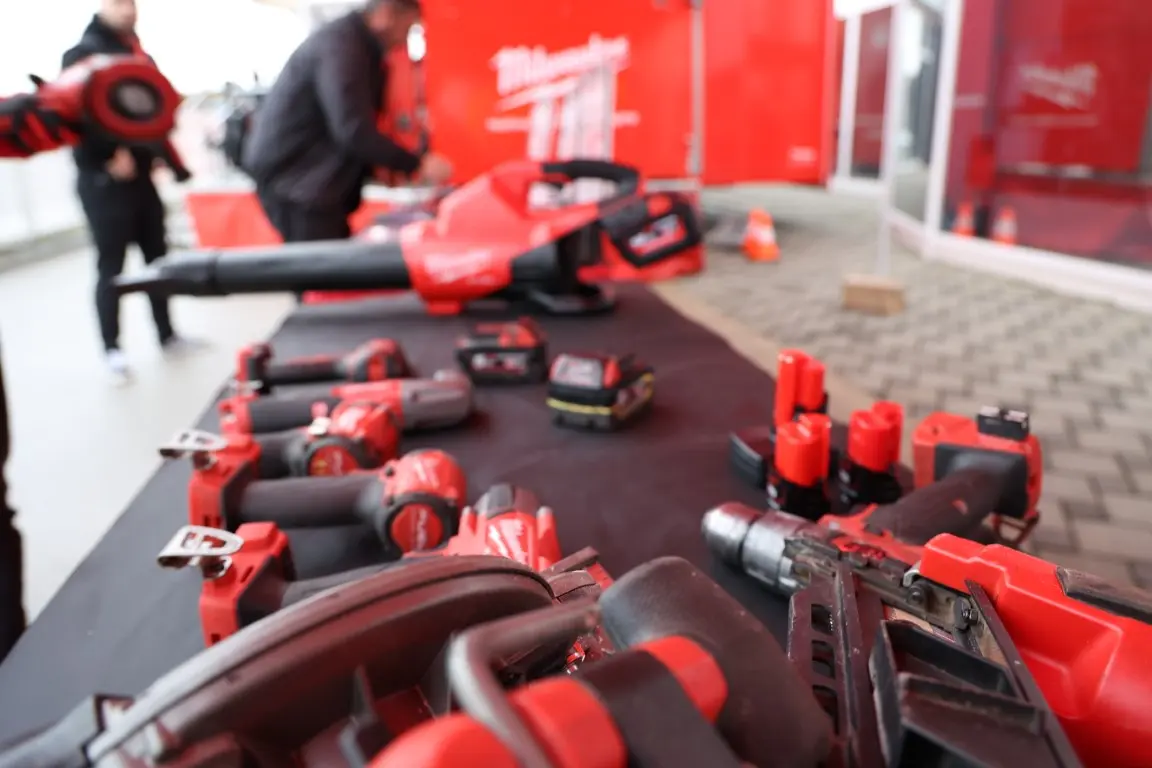 tid extra (8) (Medium) tid extra (8) (Medium)