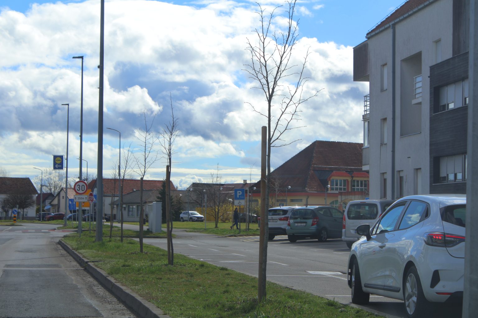 tisuću stabala čakovec (18) tisuću stabala čakovec (18)