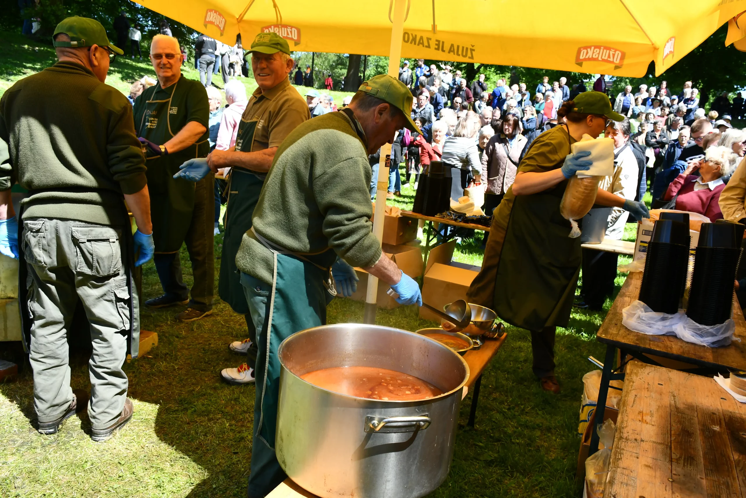 tradicionalna gulaτijada (15)