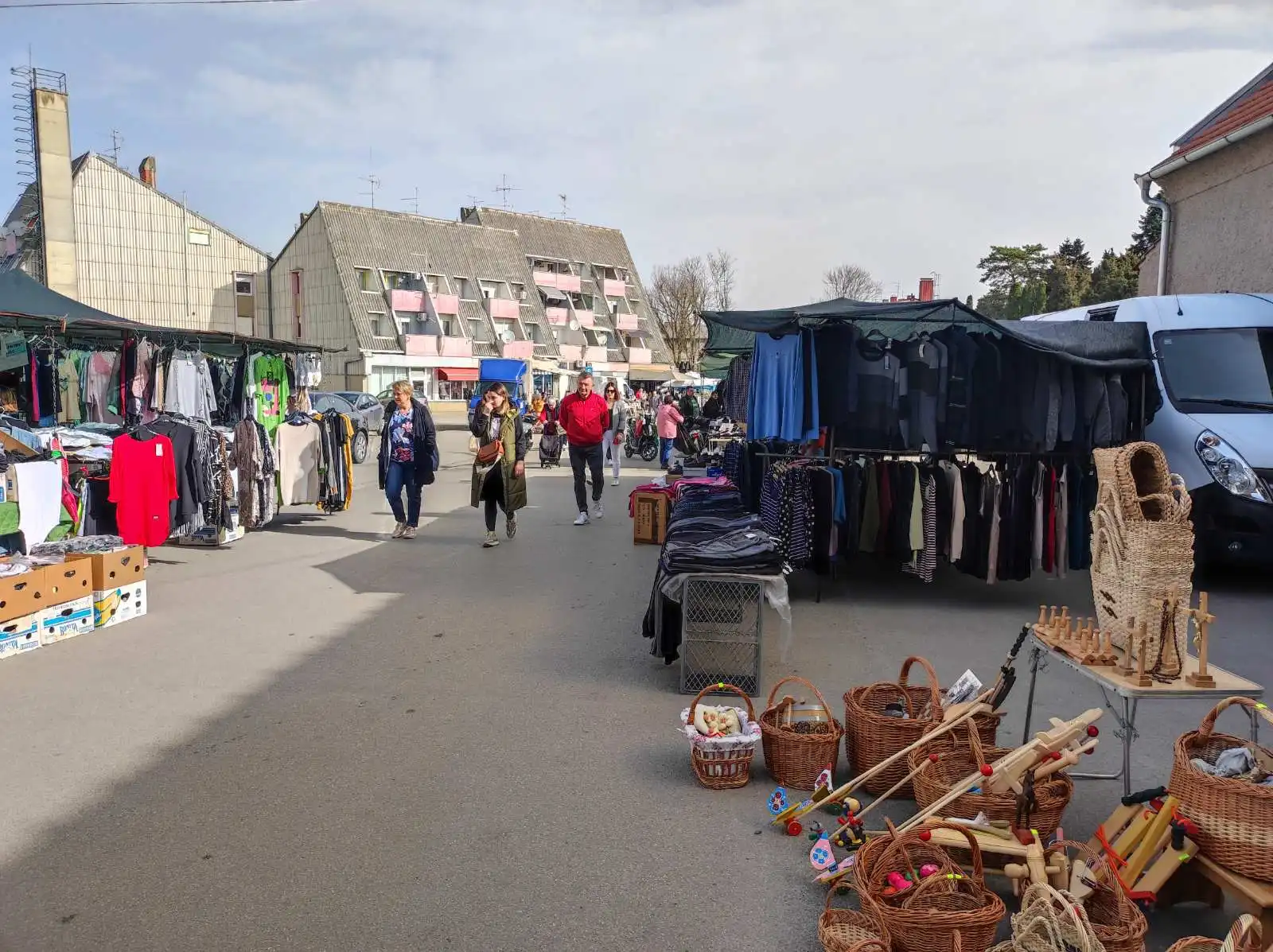 tržnica prelog,30.4 (44) tržnica prelog,30.4 (44)