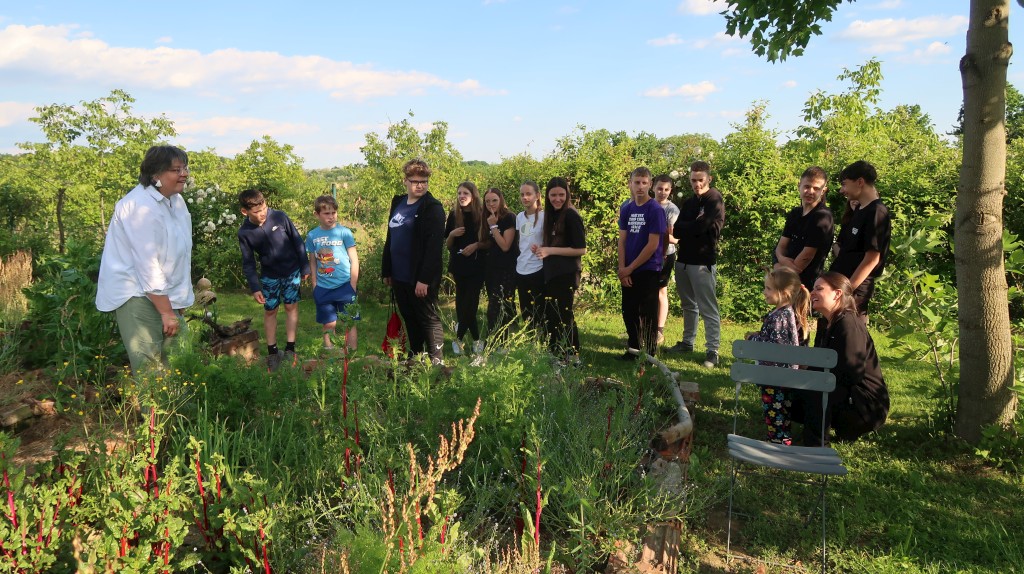 učenici,oš ivana gorana kovačića,mirjana biber hren (25) učenici,oš ivana gorana kovačića,mirjana biber hren (25)