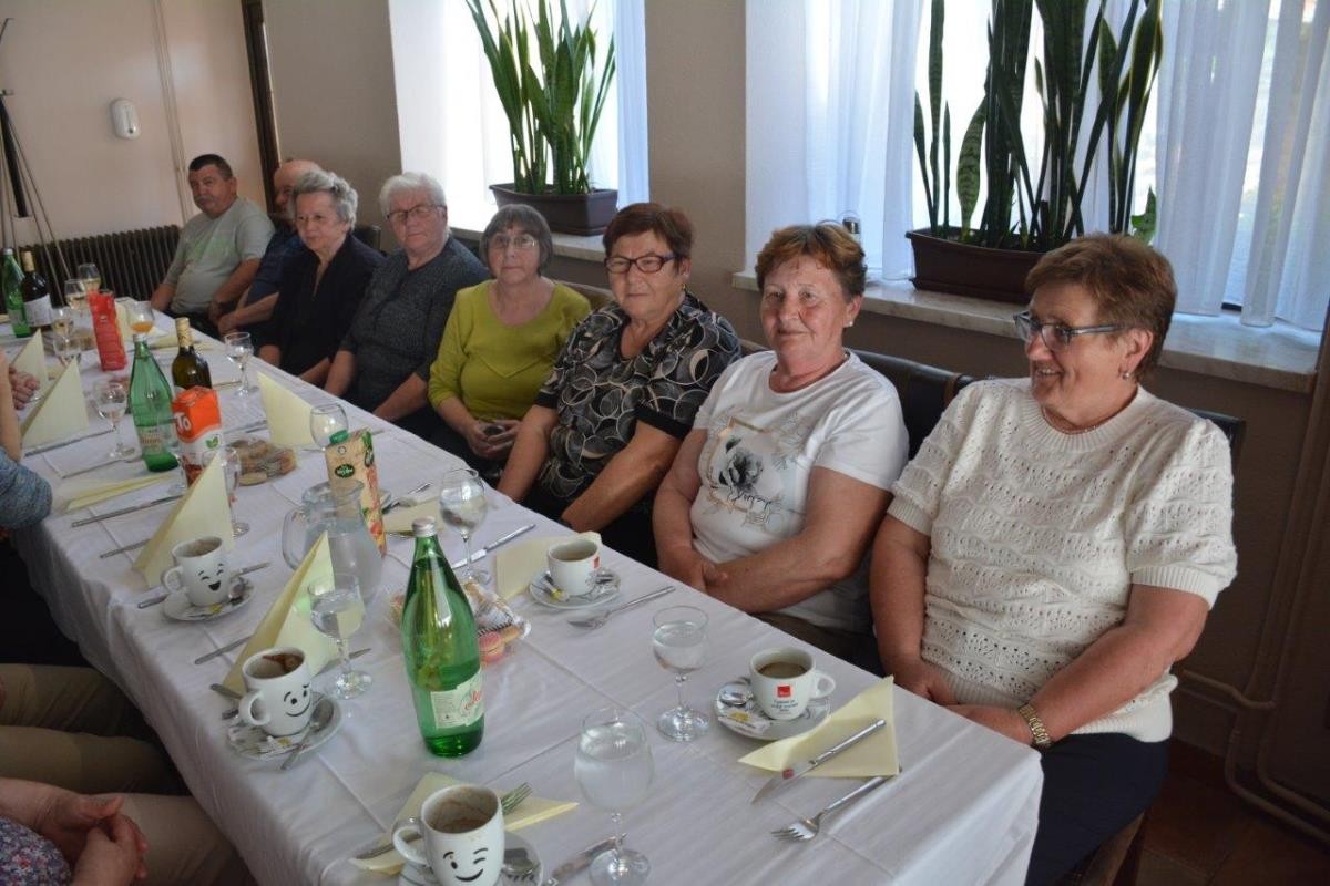 udruga umirovljenika donja dubrava (24) udruga umirovljenika donja dubrava (24)