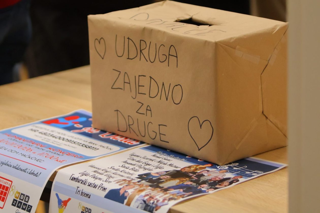 udruga zajedno za druge mačkovec humanitarni koncert (17) udruga zajedno za druge mačkovec humanitarni koncert (17)