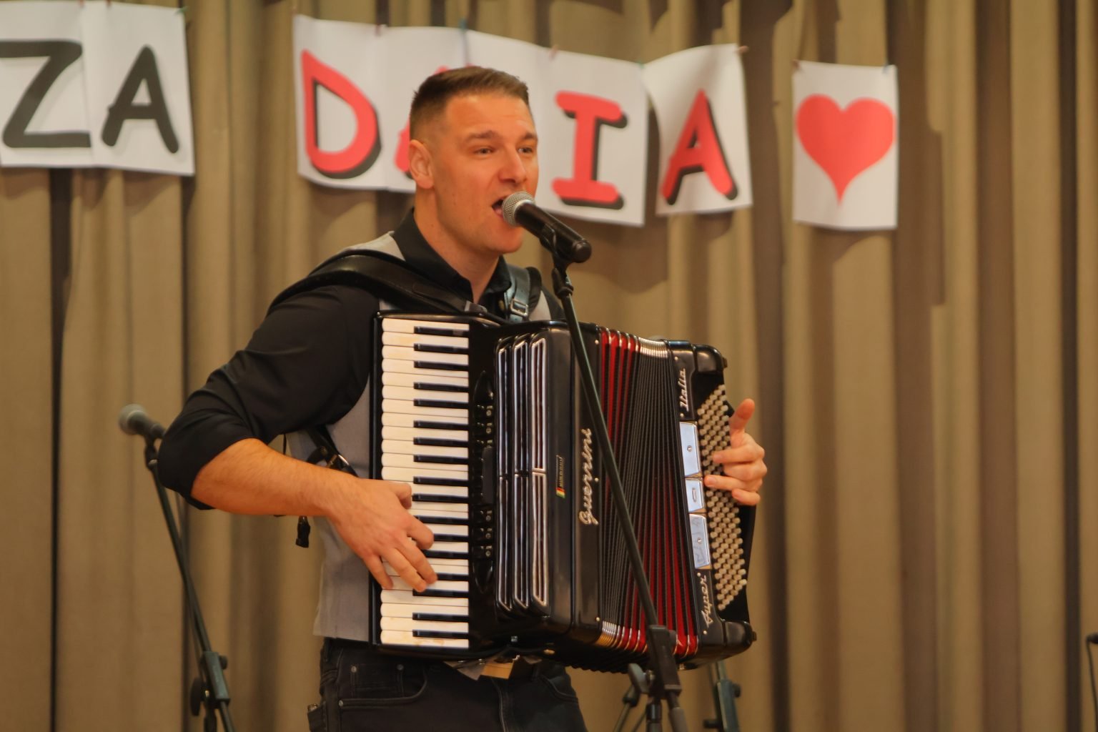 udruga zajedno za druge mačkovec humanitarni koncert (30)