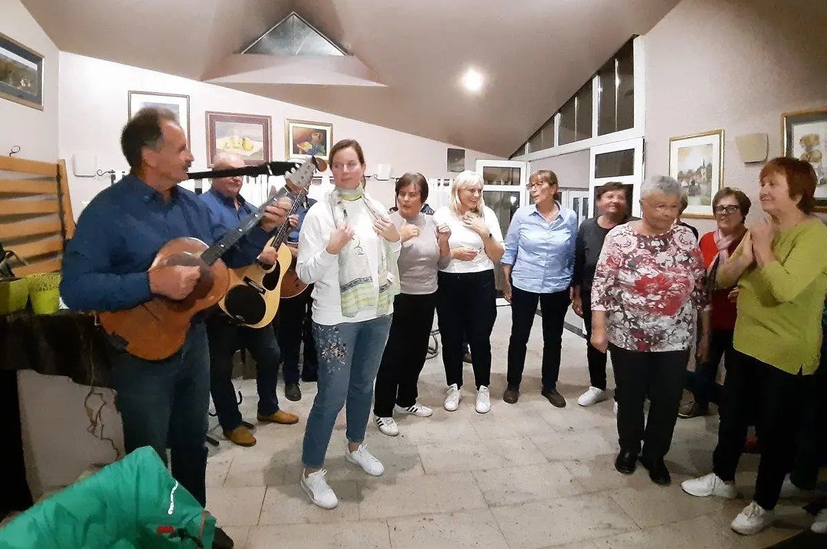 udruga žena donja dubrava, izlet (1) udruga žena donja dubrava, izlet (1)