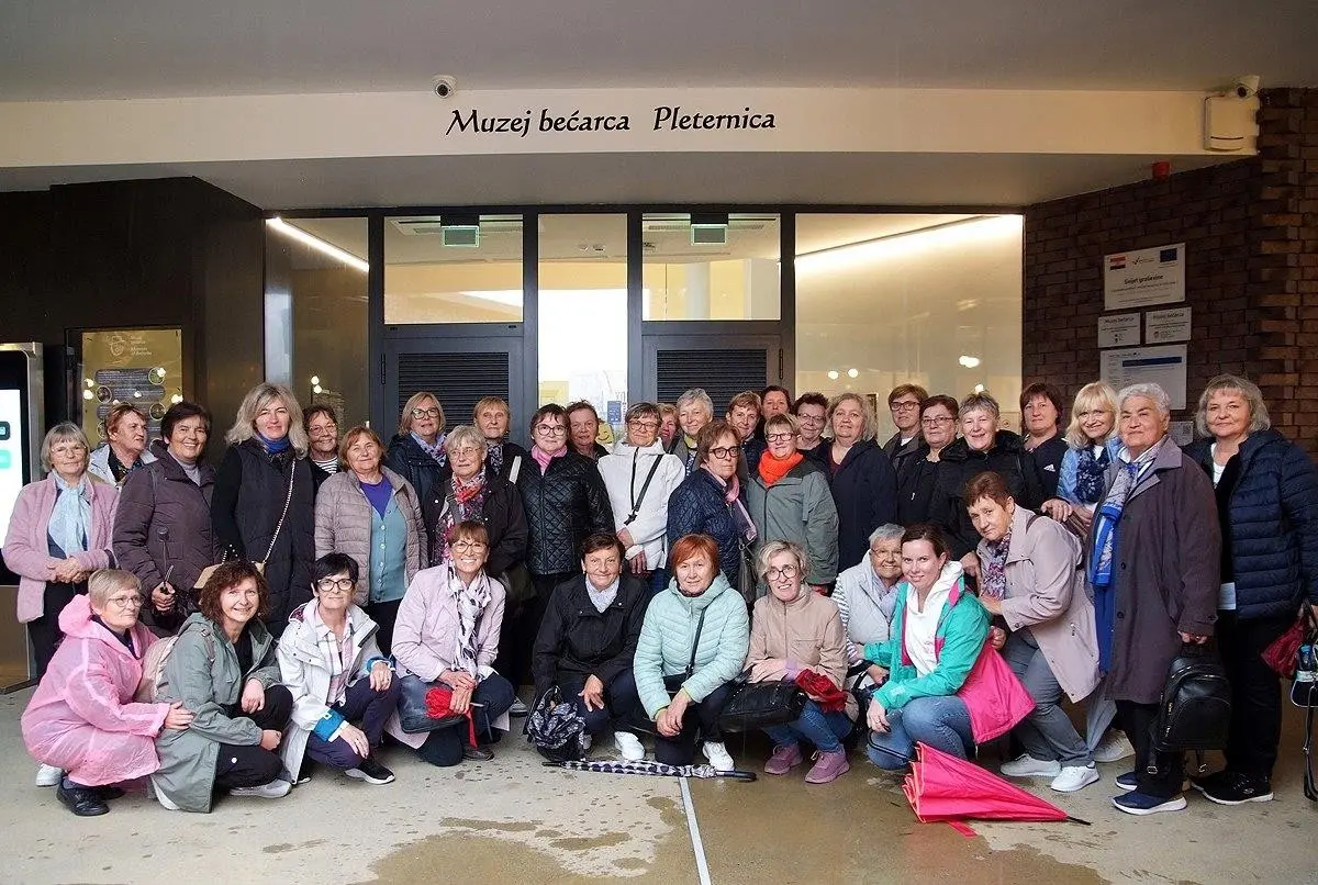 udruga žena donja dubrava, izlet (16) udruga žena donja dubrava, izlet (16)