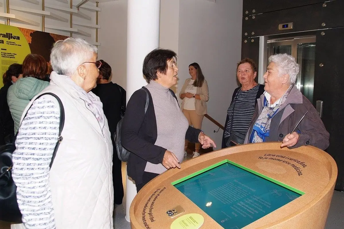 udruga žena donja dubrava, izlet (7) udruga žena donja dubrava, izlet (7)