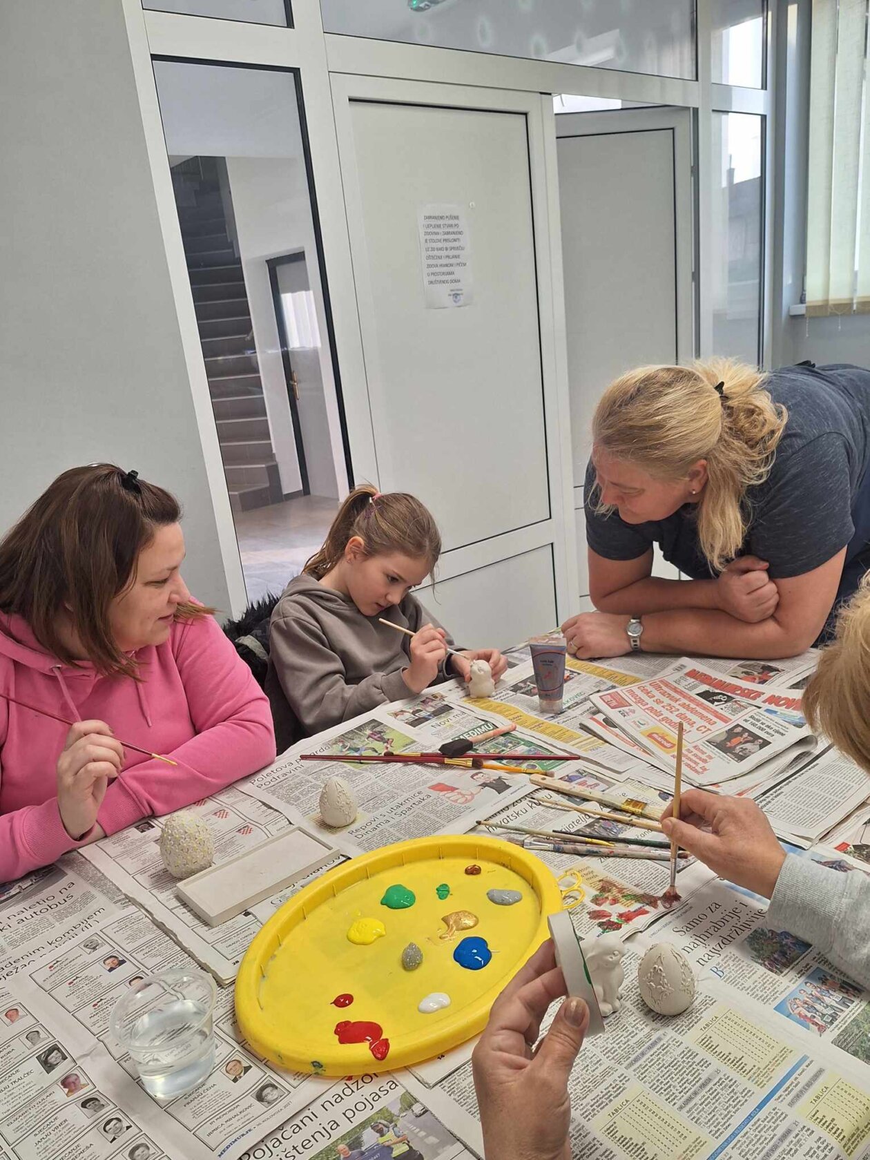 udruga žena krištanovec,radionice uskrs (8) udruga žena krištanovec,radionice uskrs (8)