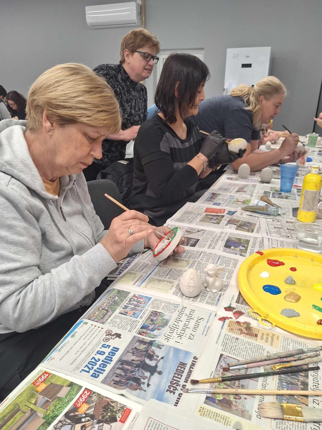 udruga žena krištanovec,radionice uskrs (9) udruga žena krištanovec,radionice uskrs (9)