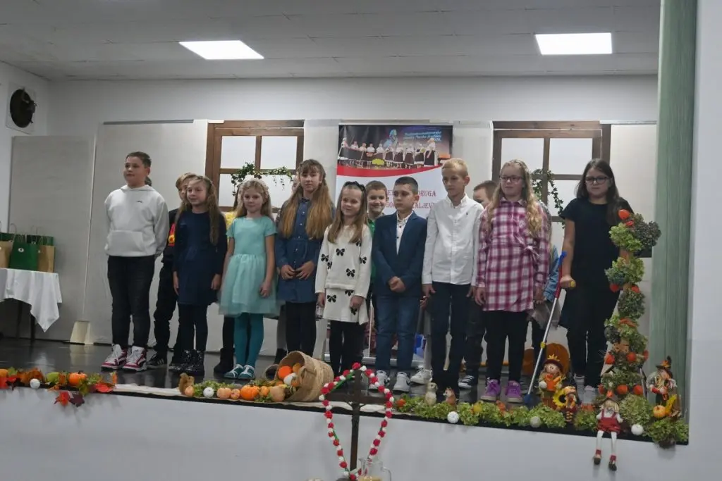 udruga žena kuu gornji kraljevec (1) udruga žena kuu gornji kraljevec (1)