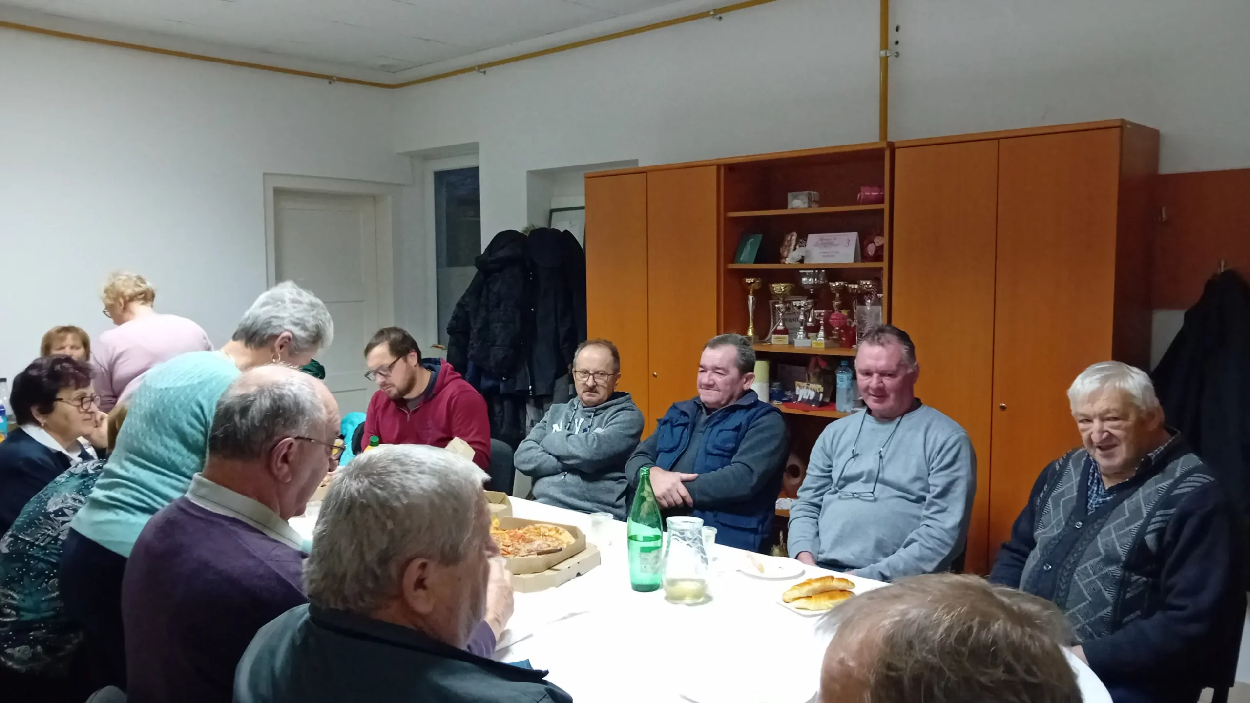 udruga žena pušćine domjenak (3) udruga žena pušćine domjenak (3)