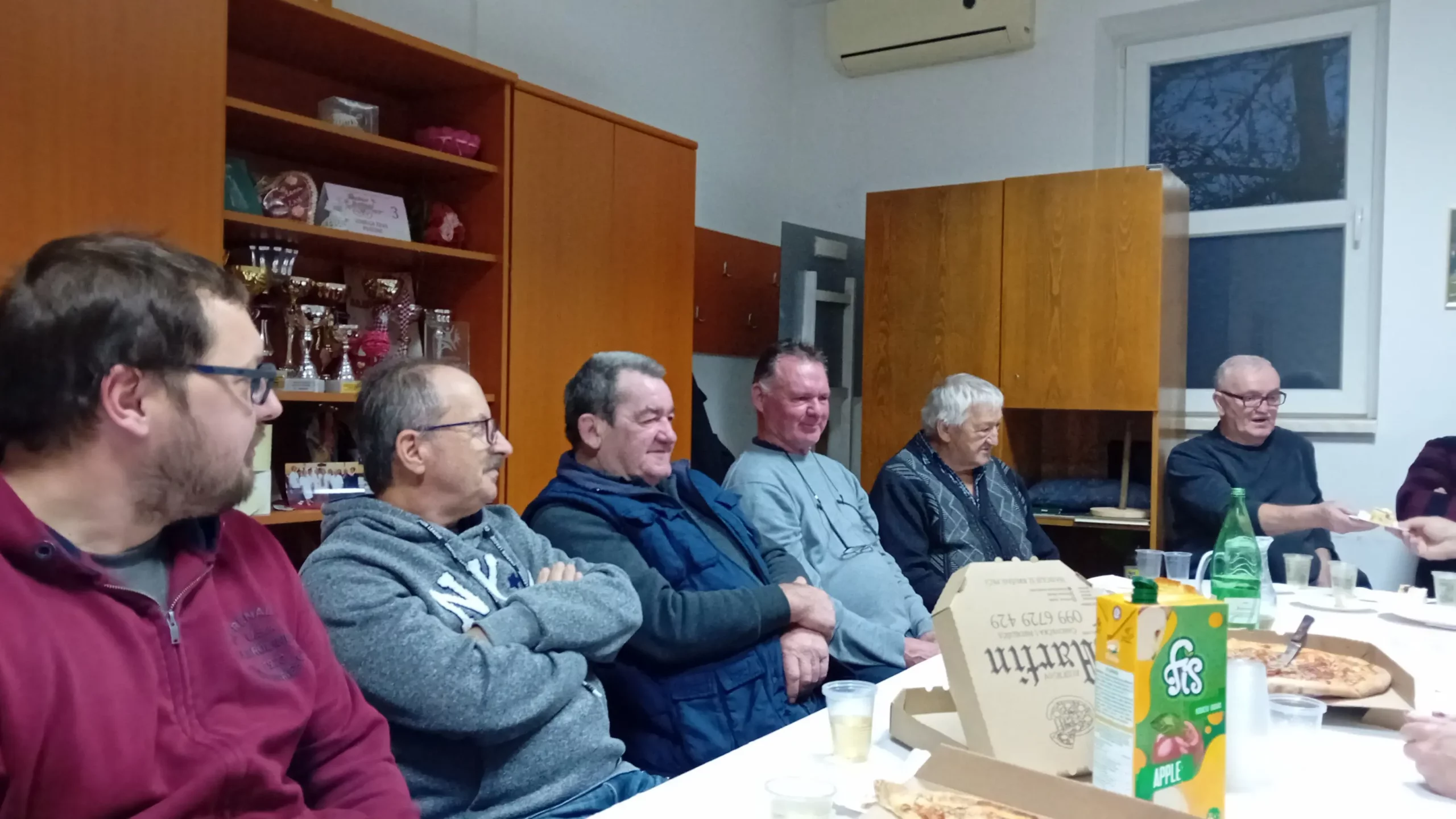 udruga žena pušćine domjenak (5) udruga žena pušćine domjenak (5)