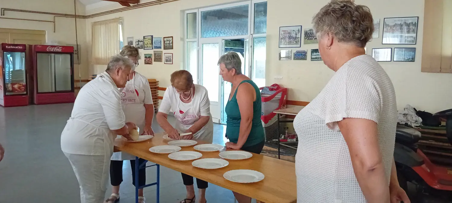 udruga žena trnovečko srce trnovec (3) udruga žena trnovečko srce trnovec (3)