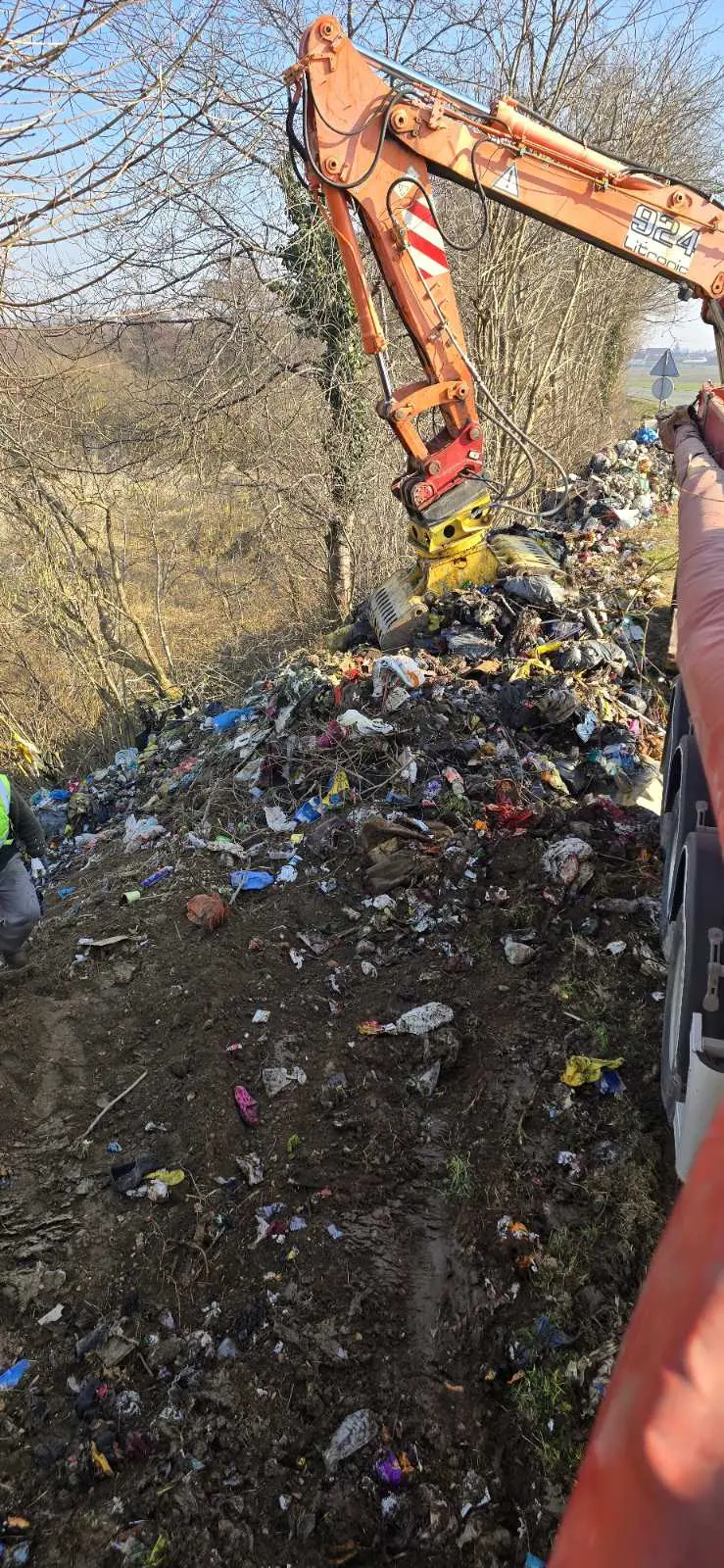 uklanjanje smeća općina podturen,lončarevo (1)