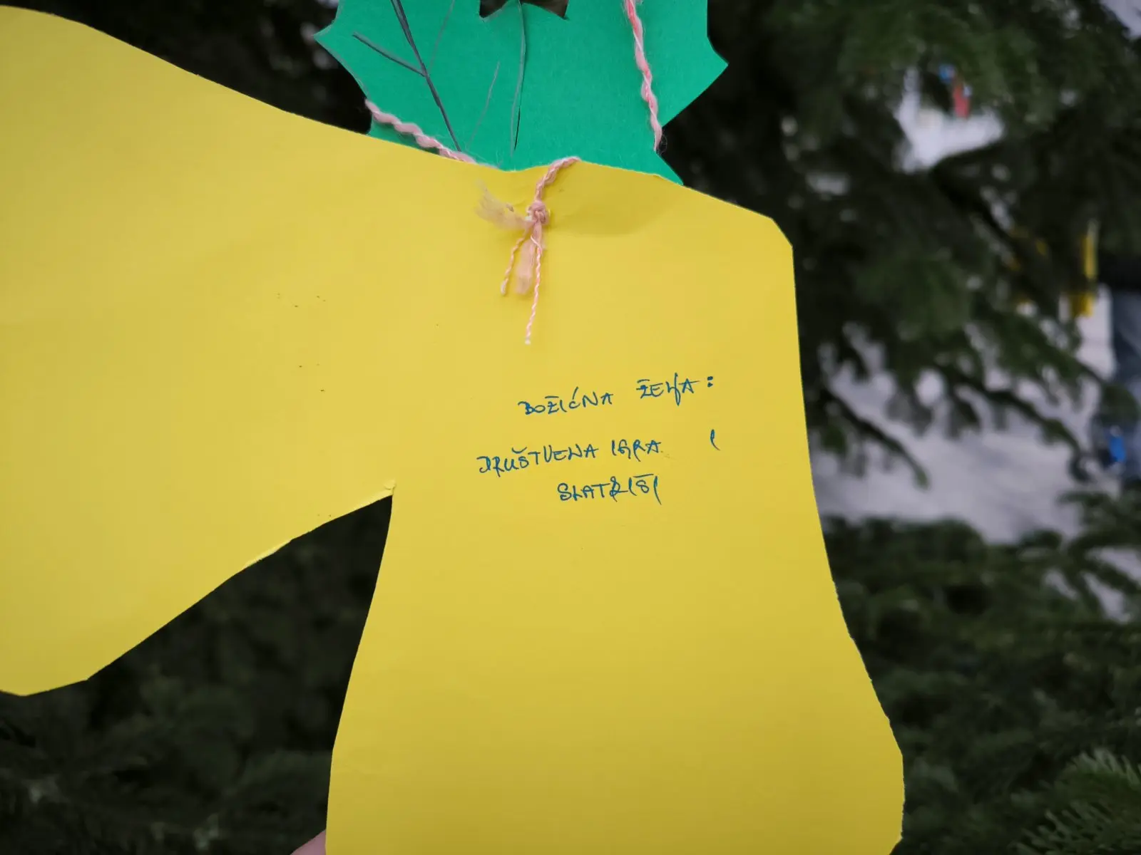 ukras ponesi, radost donesi (2) ukras ponesi, radost donesi (2)